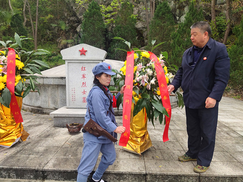 1732690644161238.jpg 2023年3月30日广西桂林市全州两河镇新富村委板塘村的板塘红军烈士陵园湘江战役红军战士遗骸安放点_副本.jpg