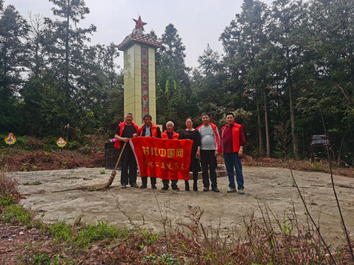 1732690787553137.jpg 2023年4月3日湖南邵东市灵官殿镇同乐坪多福岭烈士纪念碑_副本.jpg